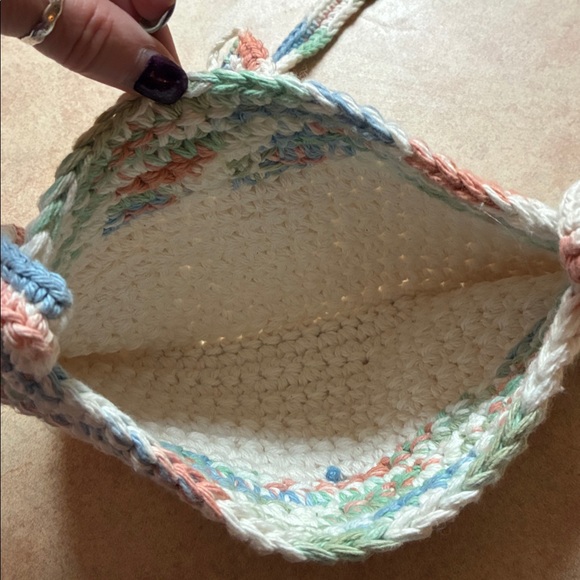 New Handcrafted Crochet Ivory With Blue/Pink/Green Crossbody Tote Bag - Picture 4 of 8